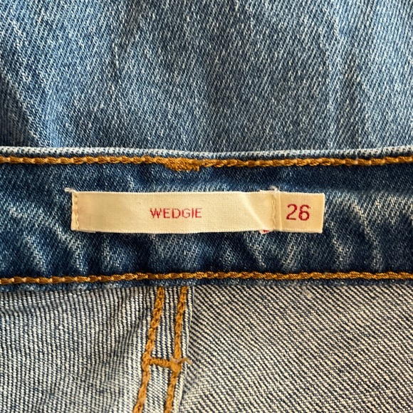 Levi’s Wedgie Jeans - Picture 6 of 13